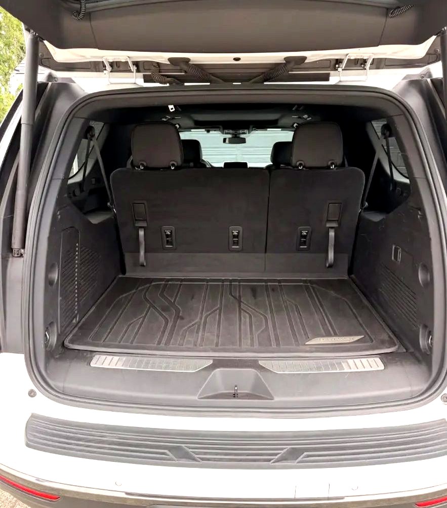 After: Cargo area & liner, Chevy Suburban
