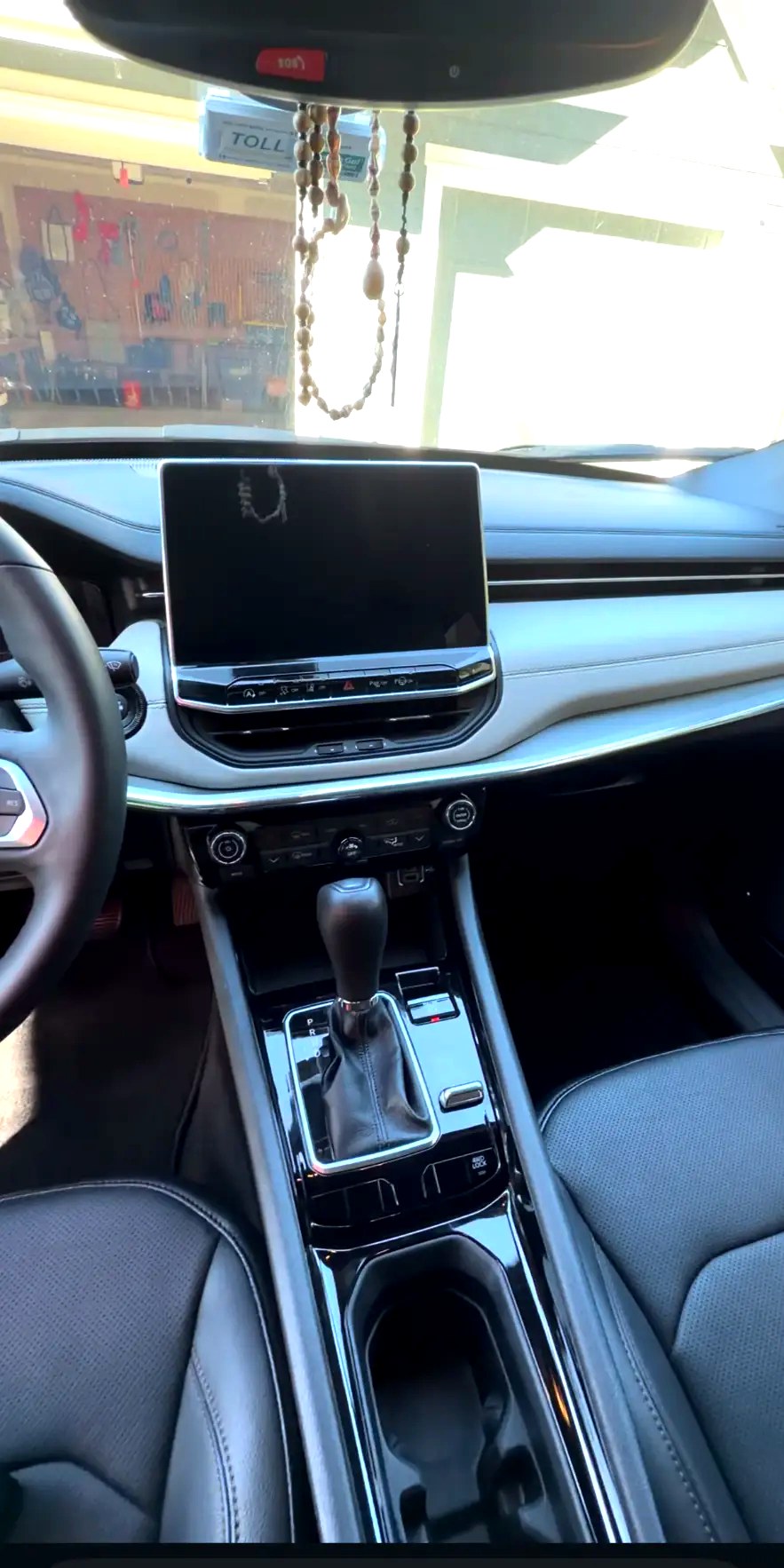 After: Center console & cupholders, Jeep Compass